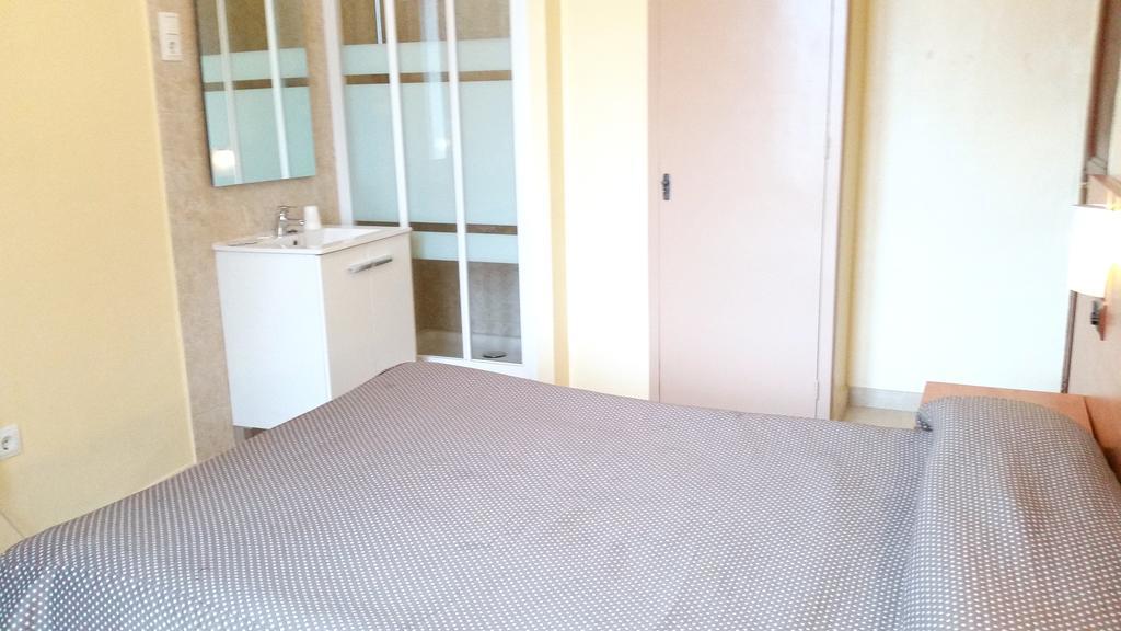 Hostal Capitol Ramblas Барселона Стая снимка