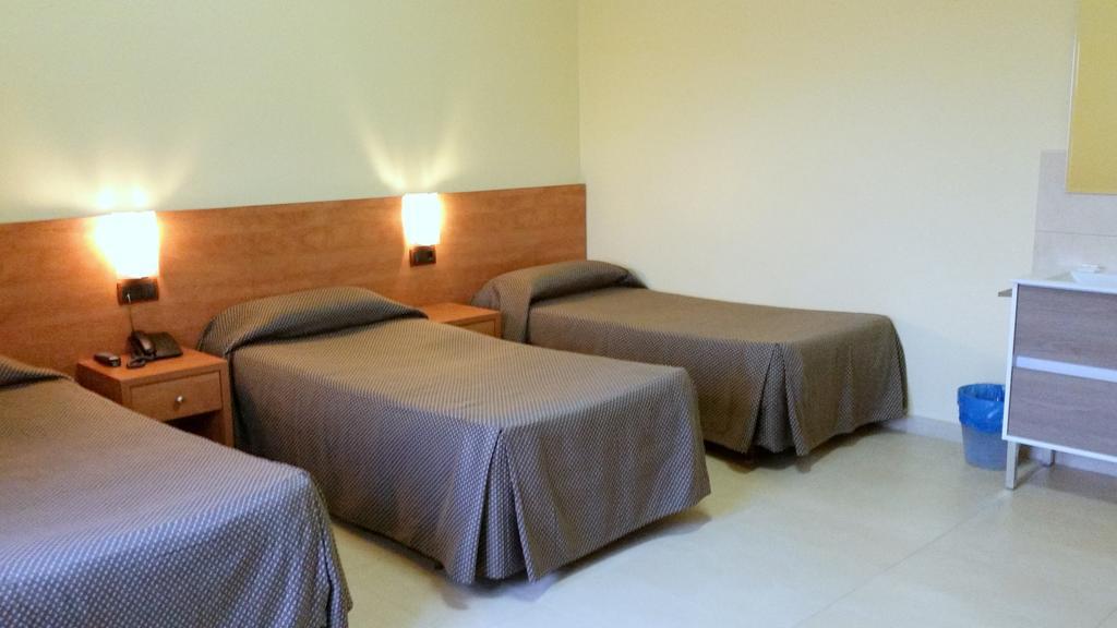 Hostal Capitol Ramblas Барселона Стая снимка