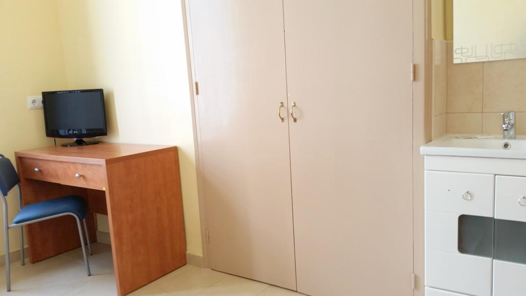 Hostal Capitol Ramblas Барселона Стая снимка